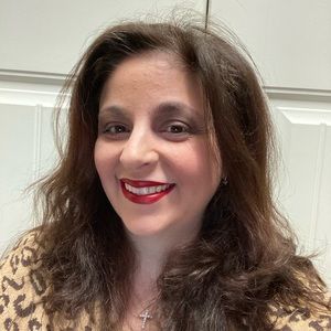 Meet your Posher, Carolyn